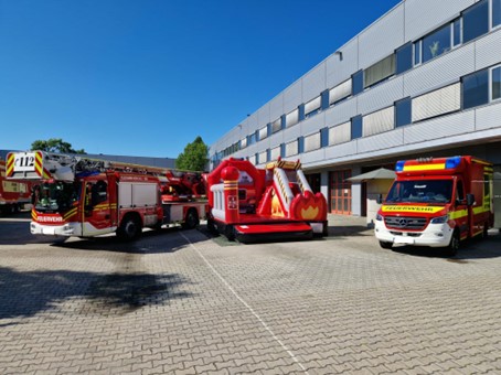 Hüpfburg Feuerwehr mit Rutsche